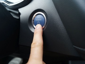 Suzuki Swace Hybrid 1,8 Elegance 2WD E-CVT 122 KM &ndash; Niczym Corolla&nbsp;